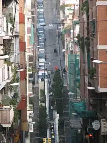 梦见穿马路，梦见穿马路